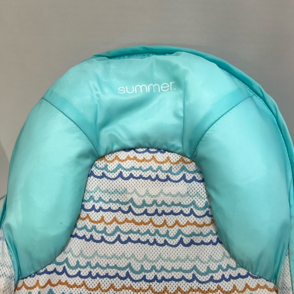 Aqua Baby Bath Seat with Wave Pattern - Picture 6 of 9